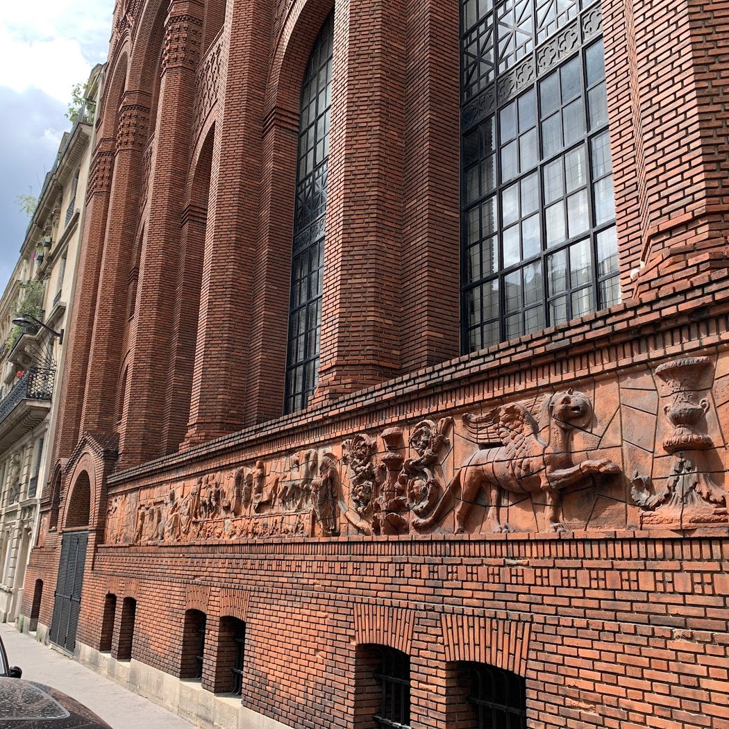 Institute of Art and Archeology 2