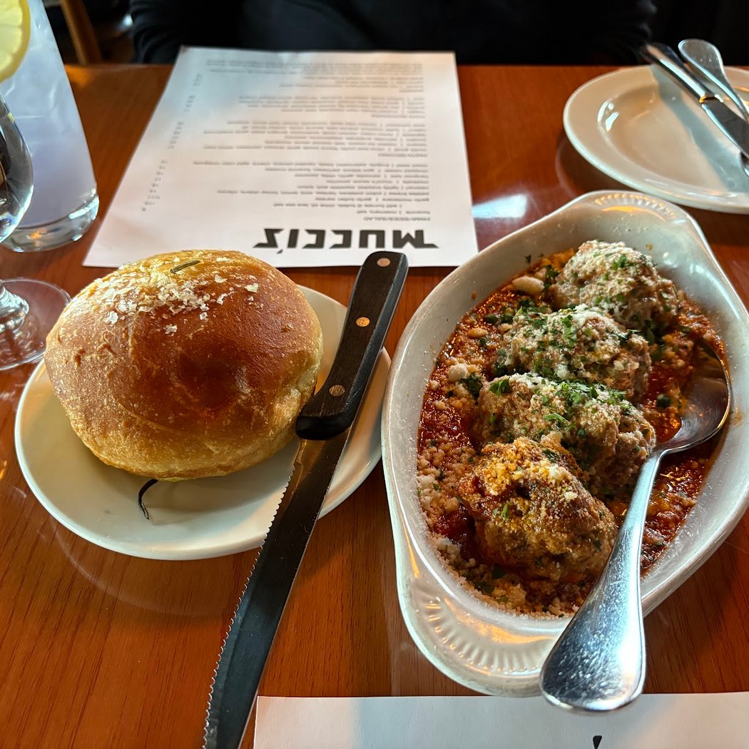 Mucci's Italian 3
