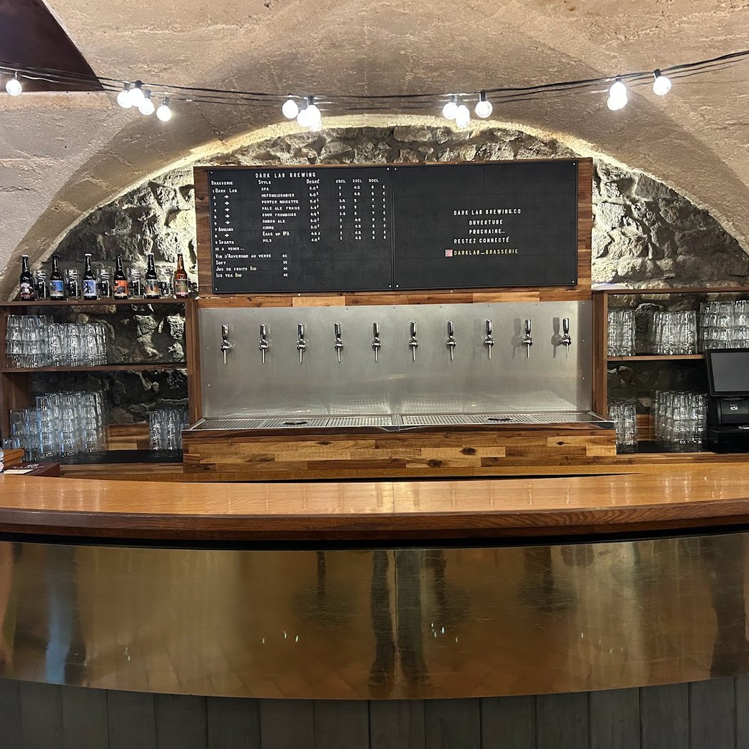 Dark Lab Brewpub 2