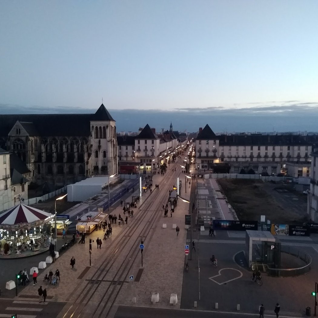 Place Anatole France 3