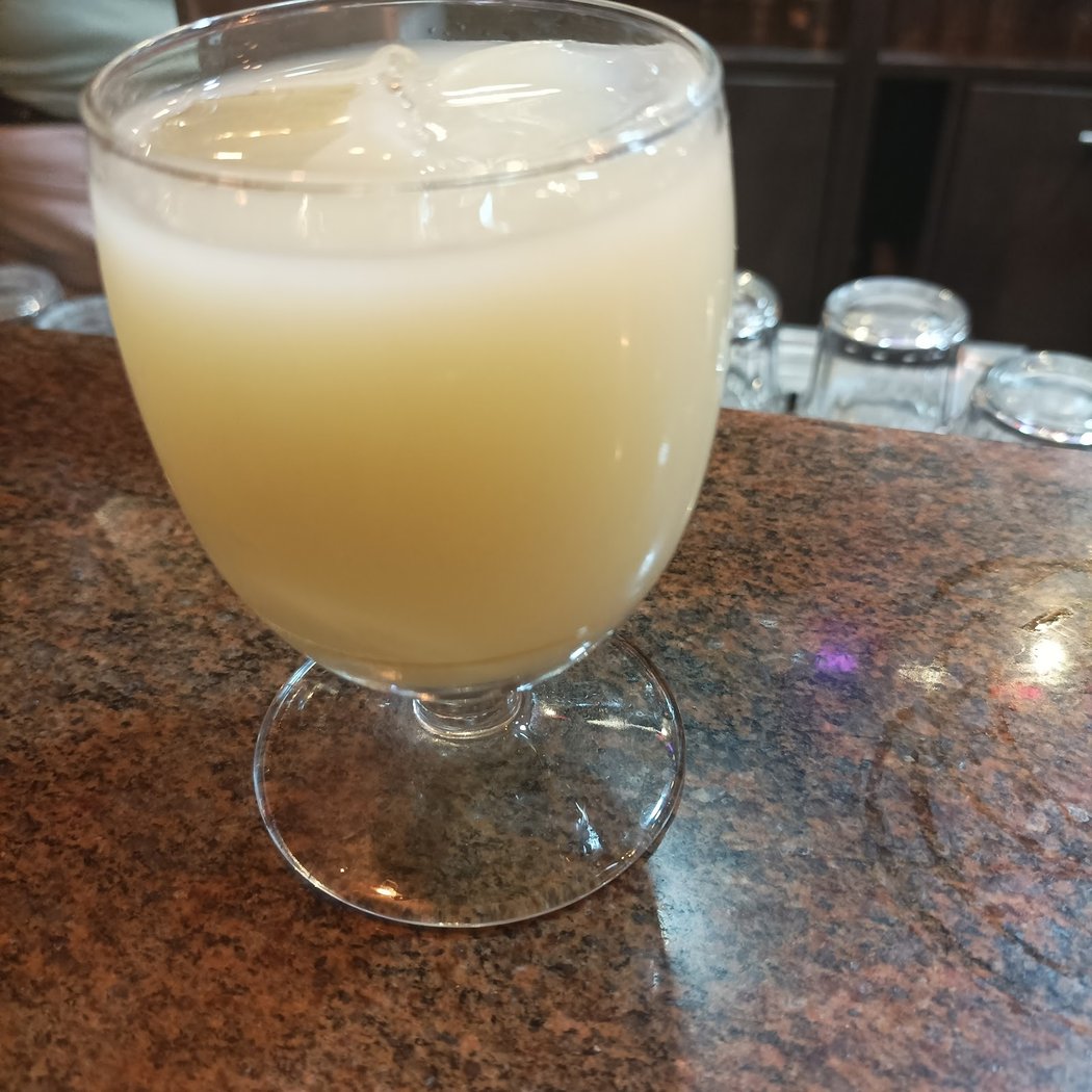 Bar de L Est 3