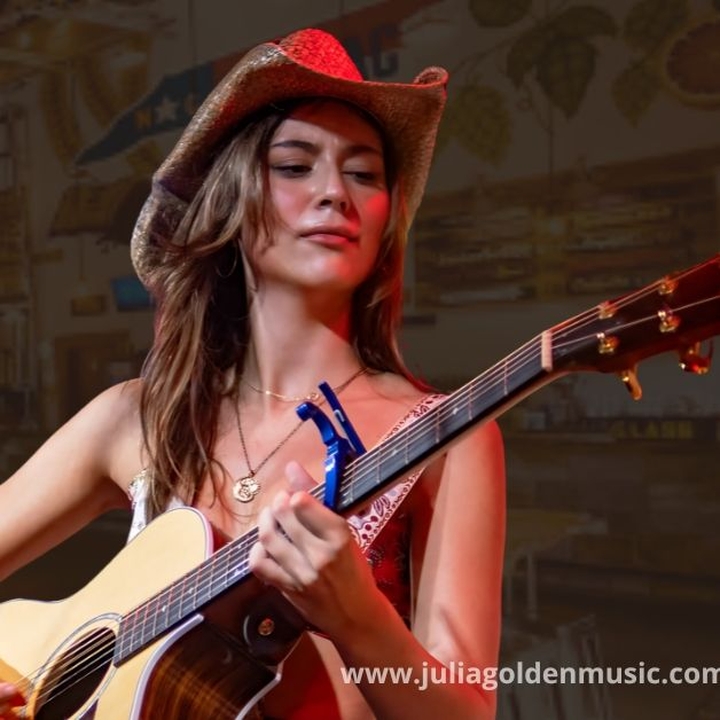 Julia Golden Live 1
