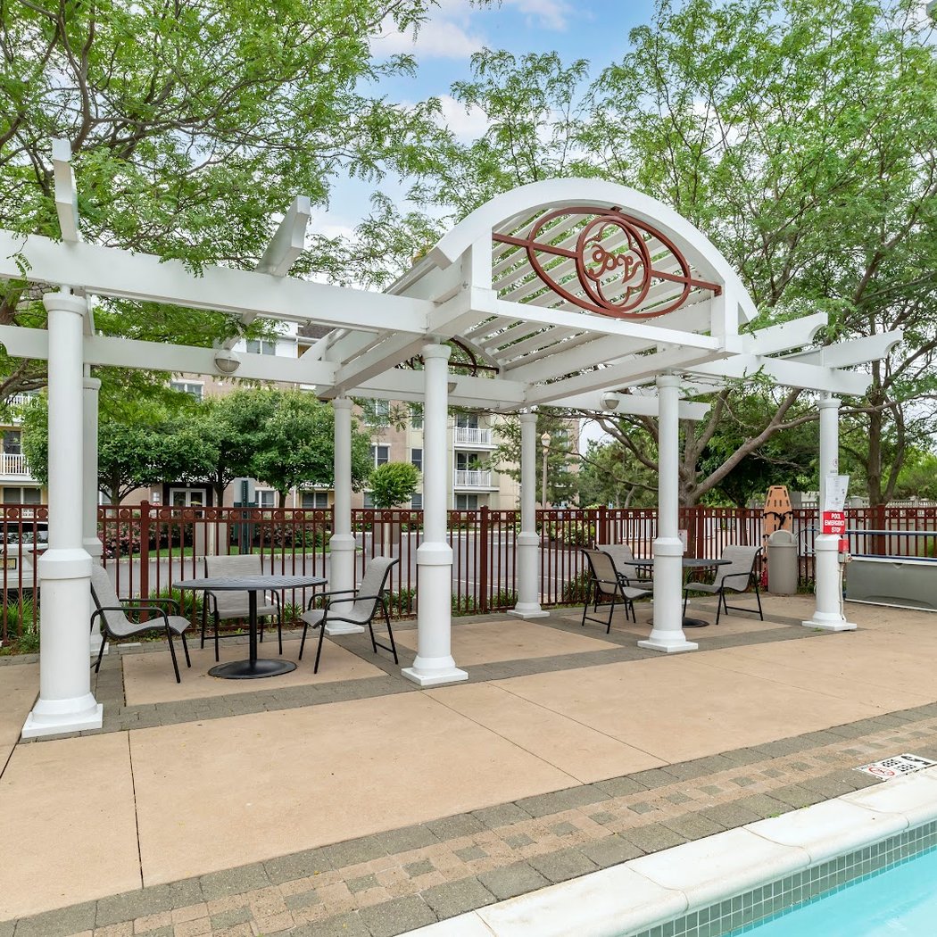 Pier Village Apartments 4