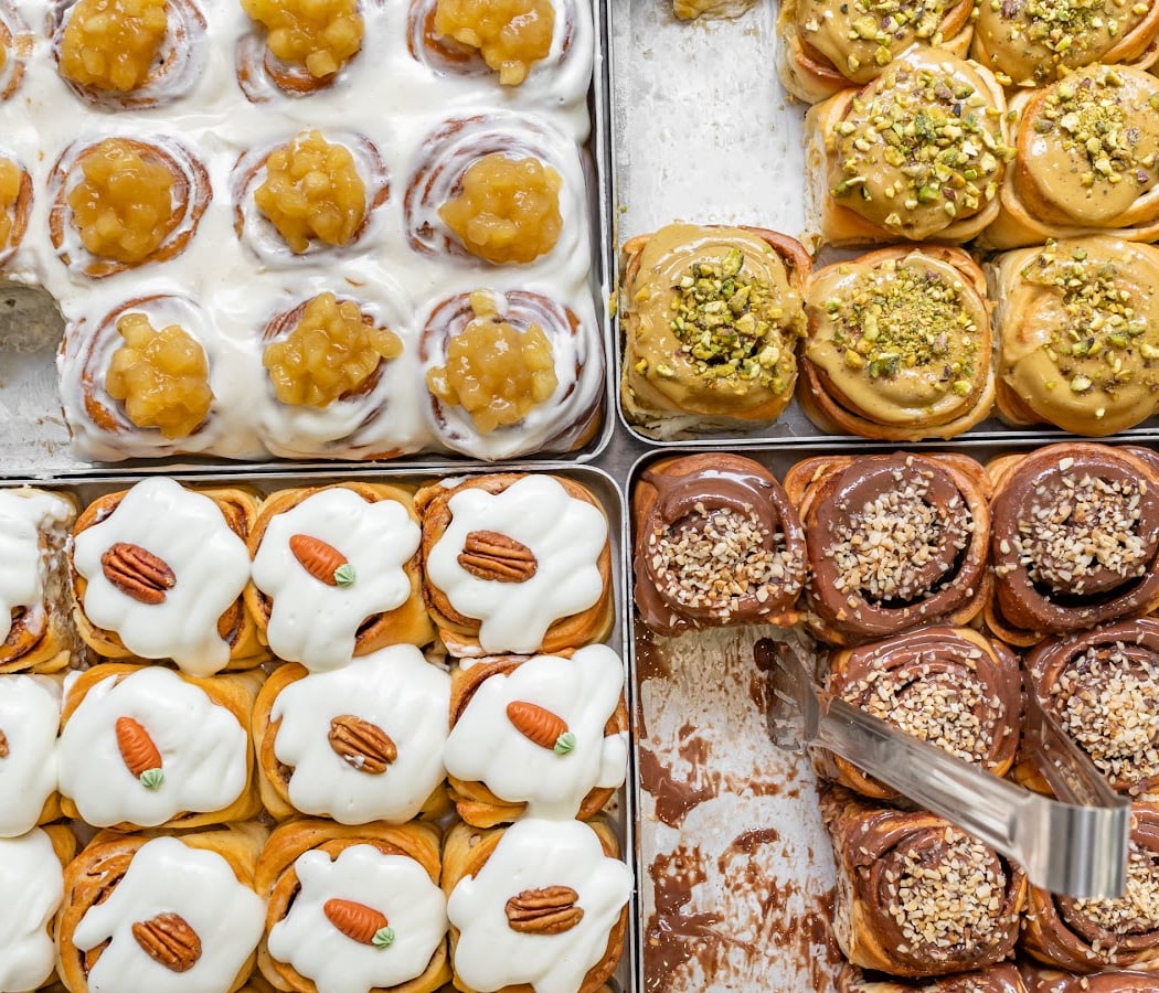 Roll in - Cinnamon rolls & Coffee 1