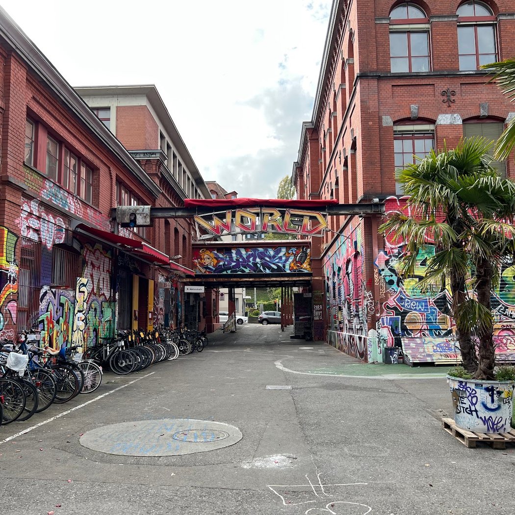Rote Fabrik 1
