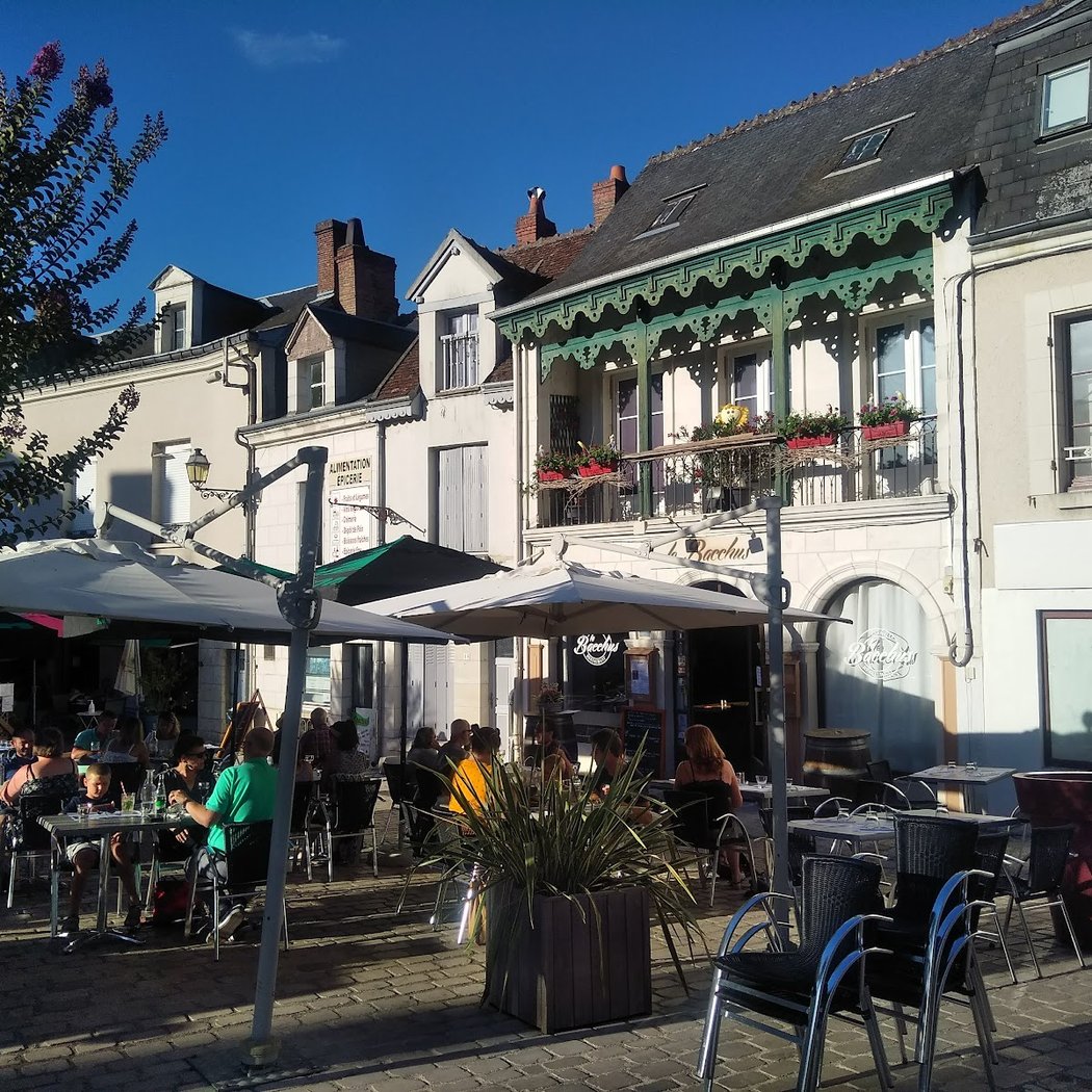 Le Lapin Blanc 3