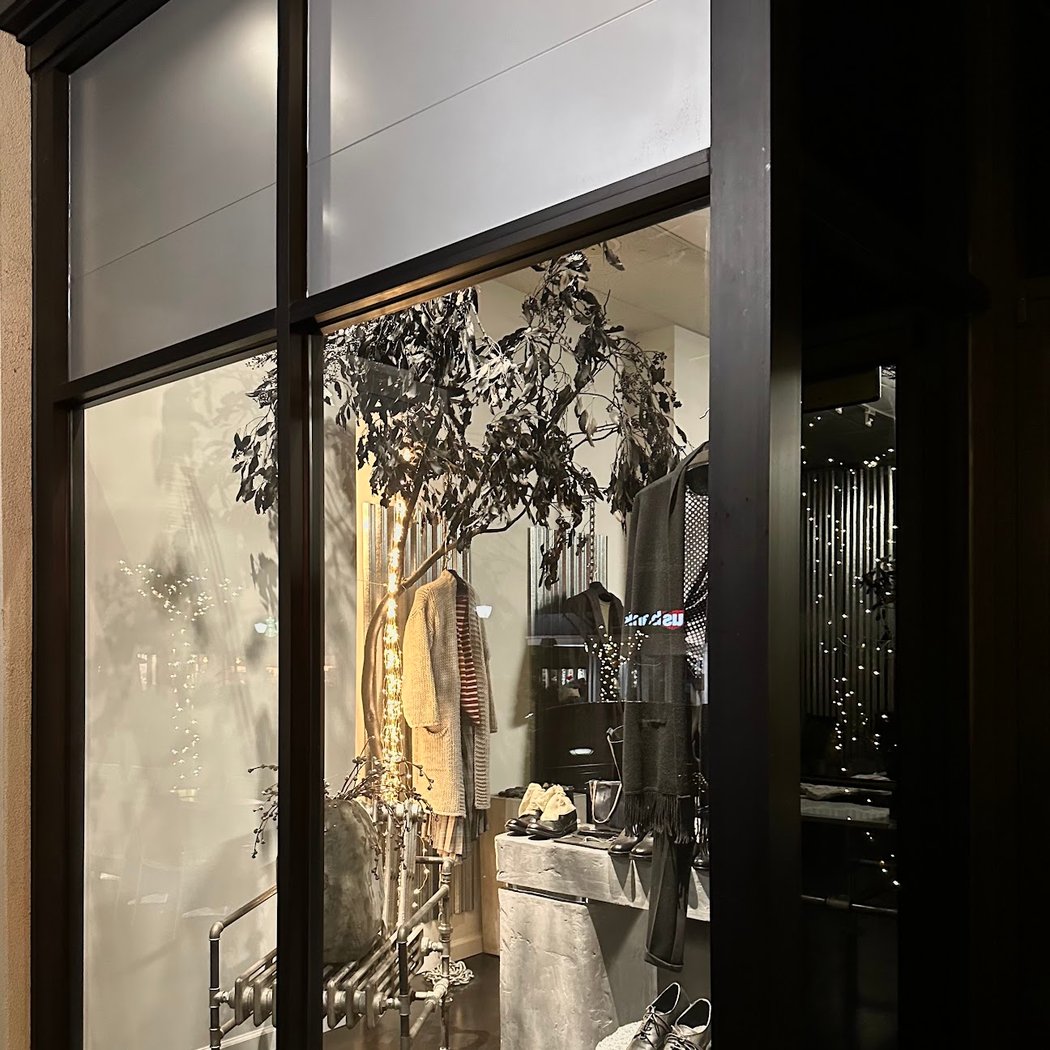 Olivia Boutique 1