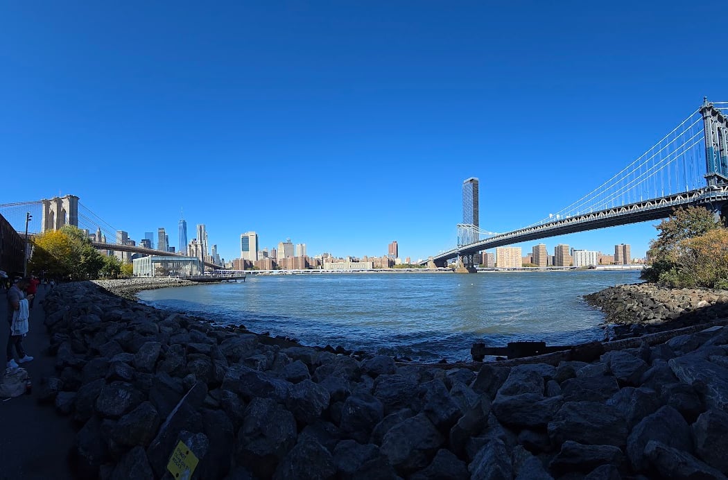 Manhattan Bridge Pedestrian Path 3