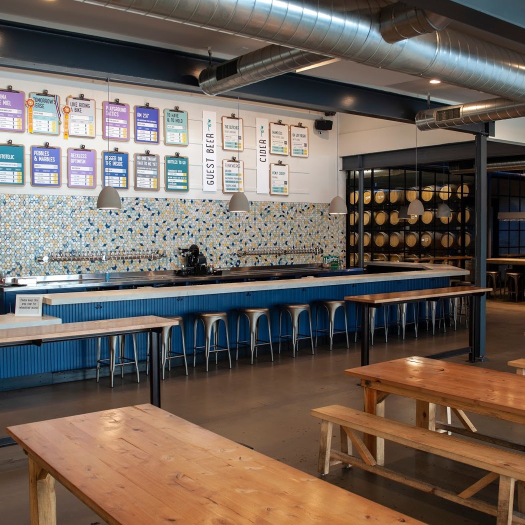 Urban Roots Brewery & Smokehouse 2