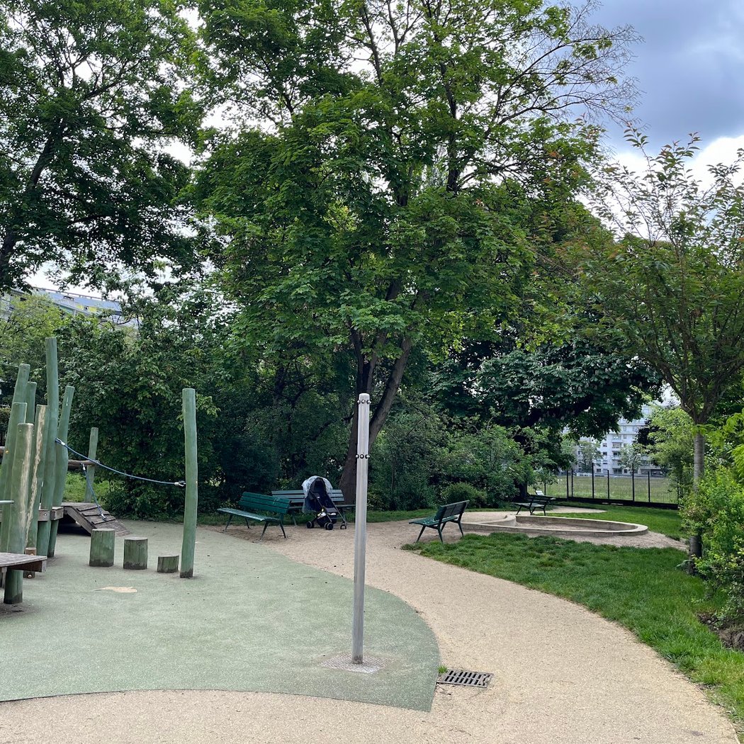 Paule Minck Garden 2