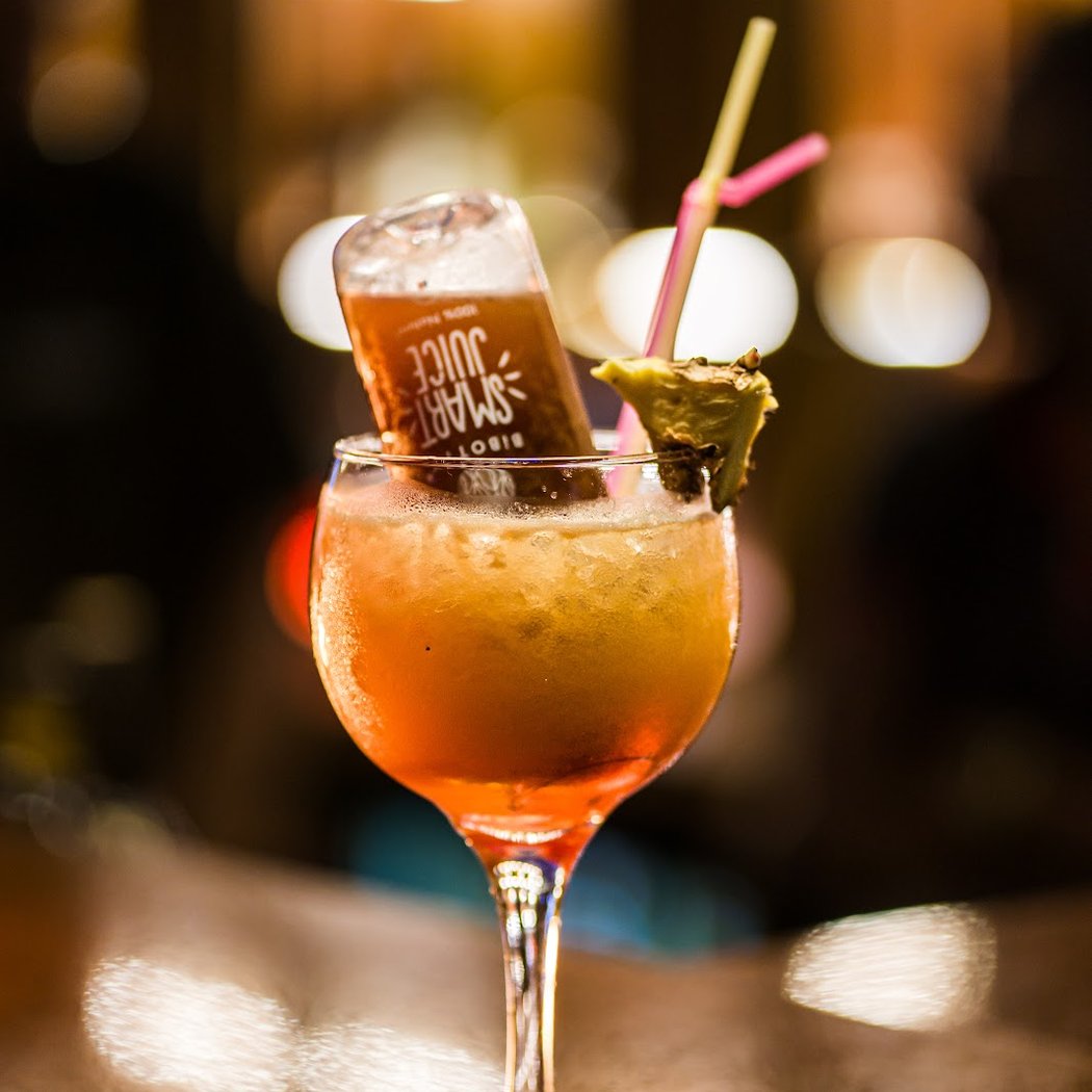 Le Mile's Lounge 1