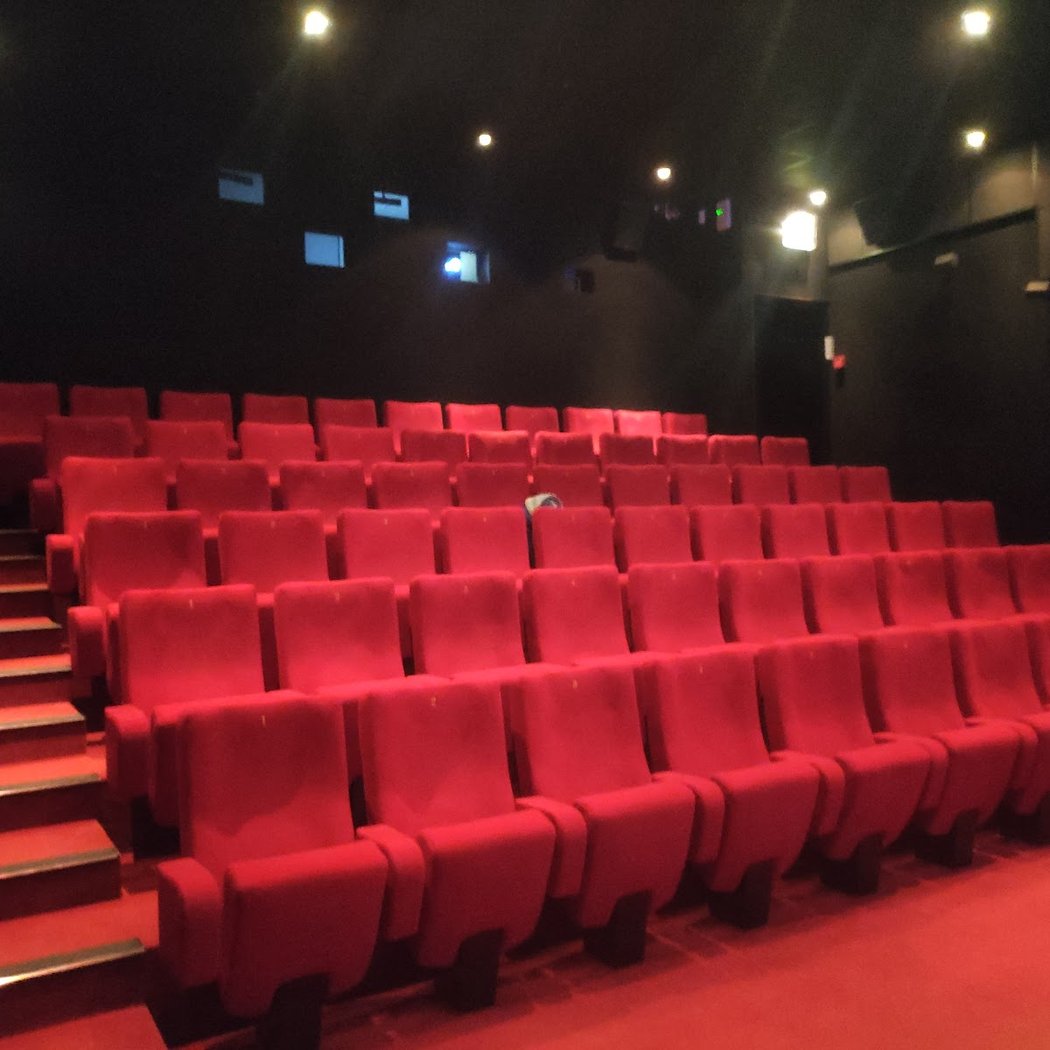 Cinéma Apollo 1