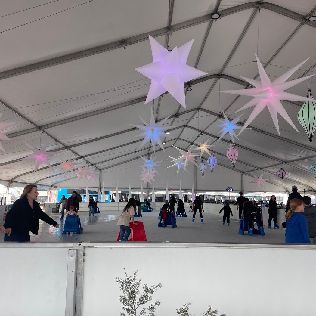 Chanukah on Ice 3