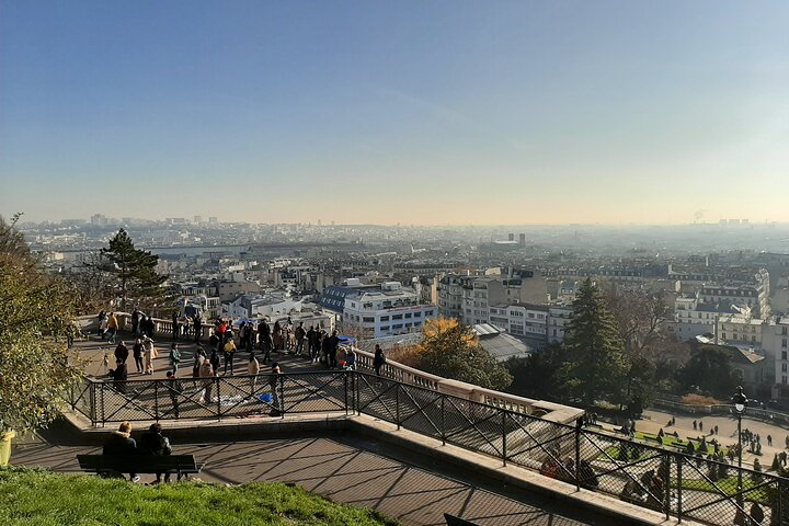Montmartre/Sacre-Coeur/Paris- Artistic & Bohemian Epicenter  3