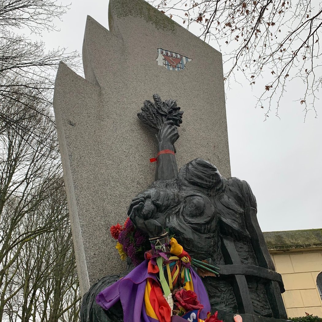 Monument aux Espagnols Morts pour la Liberté de Paris 20 3
