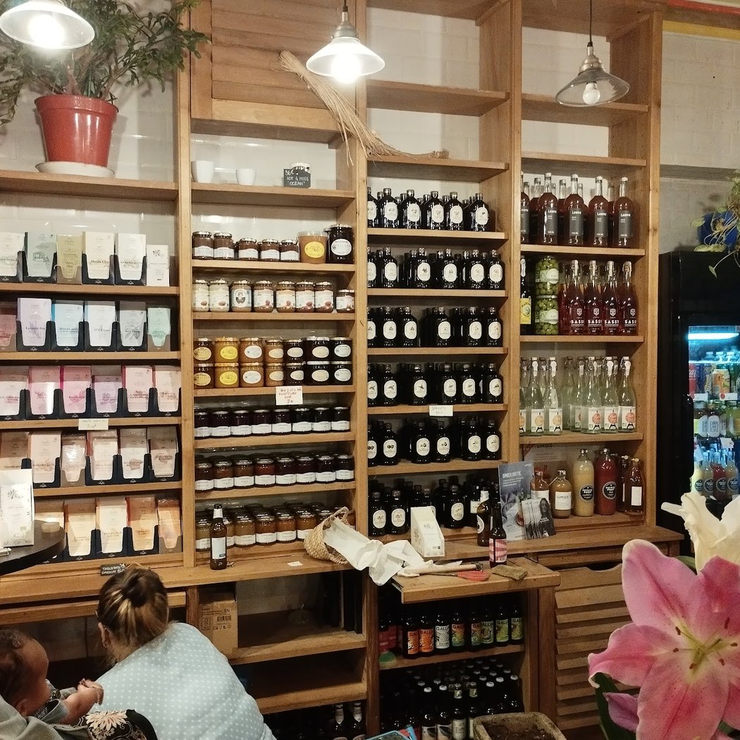 La Pampara Épicerie et Glaces Artisanales 3