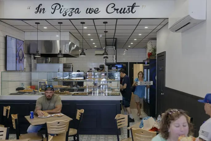 Crustinos Pizza 3