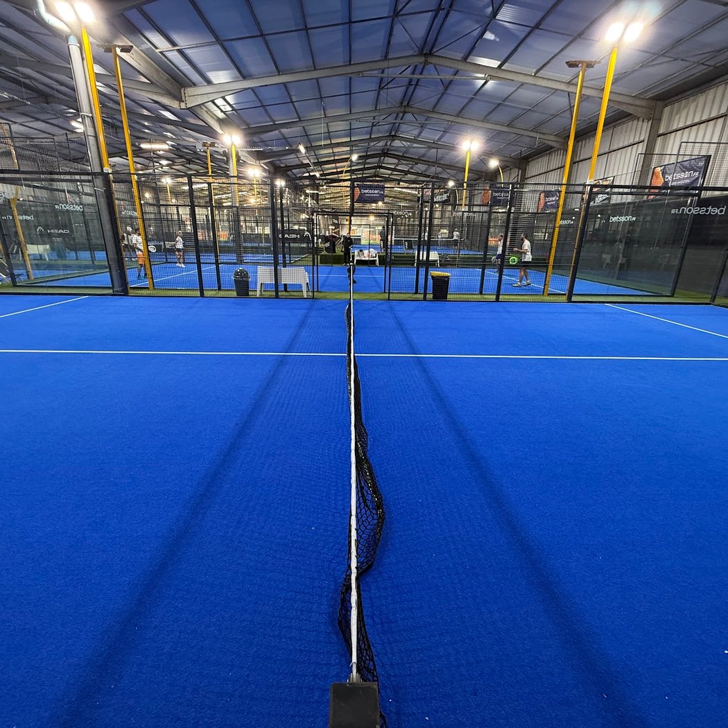 UrbanPadel - Club de Padel Lyon Dardilly 1