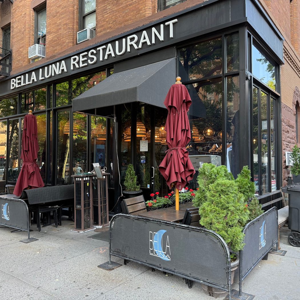 Bella Luna Restaurant 3
