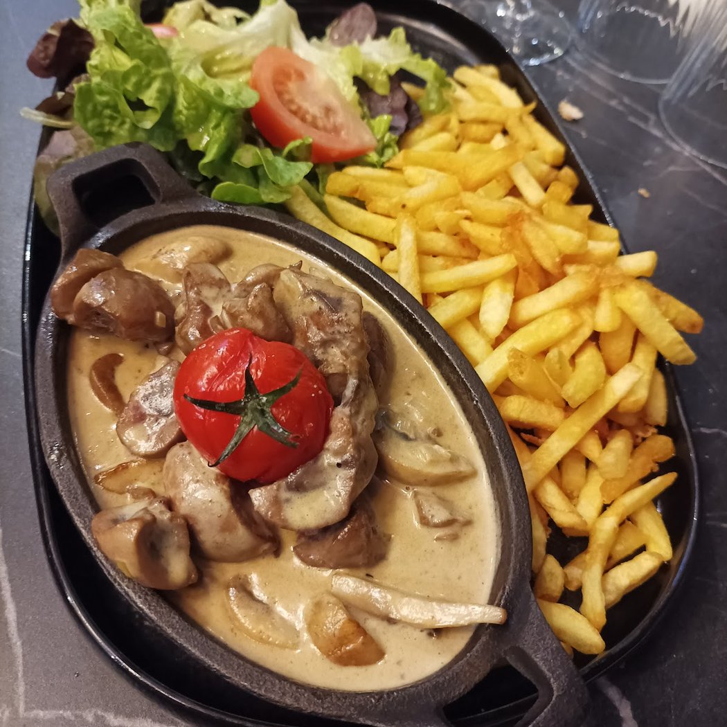 Le Petit Paris 2