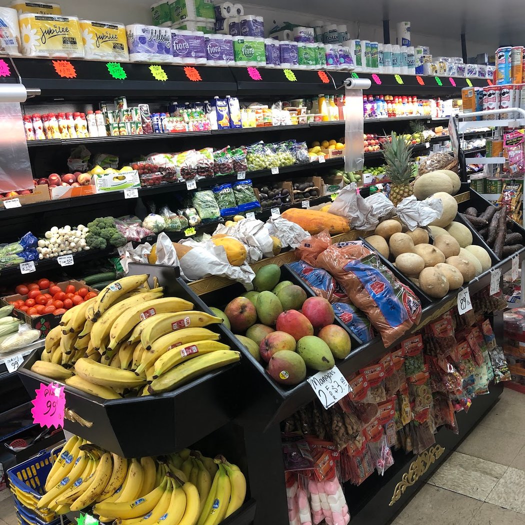 Chico's Market 1