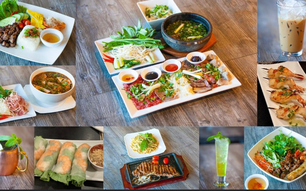 Pho Tick Tock Restaurant 3