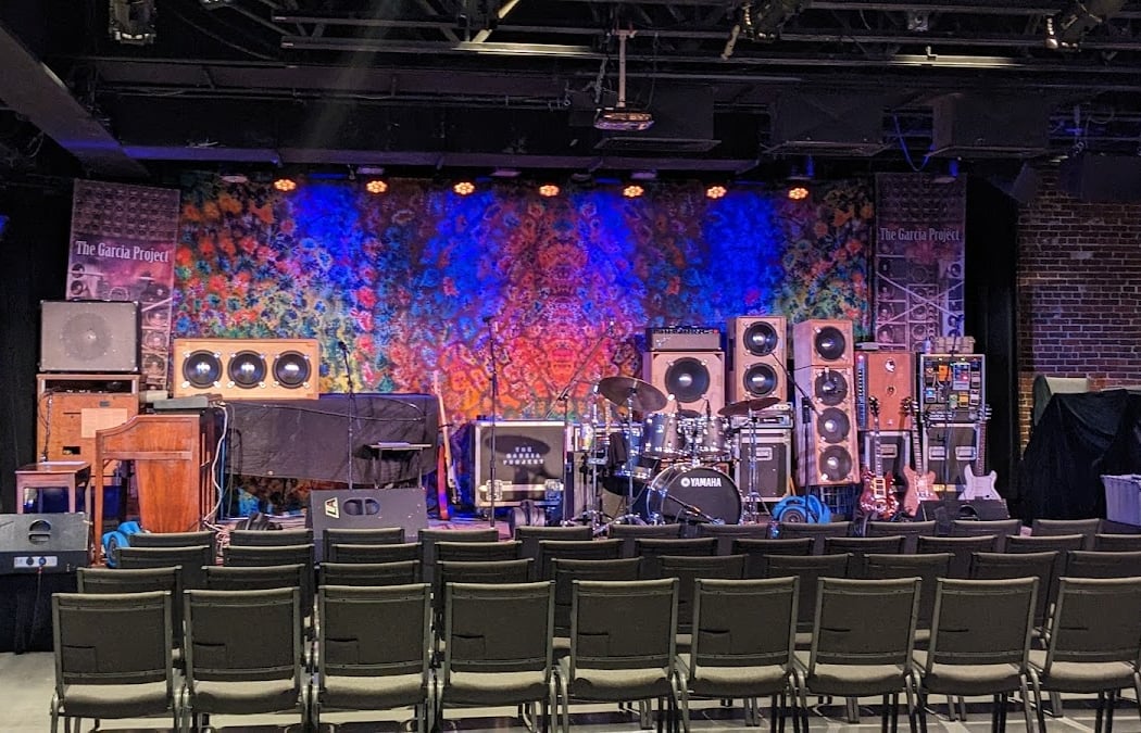 The Center For Arts In Natick 3