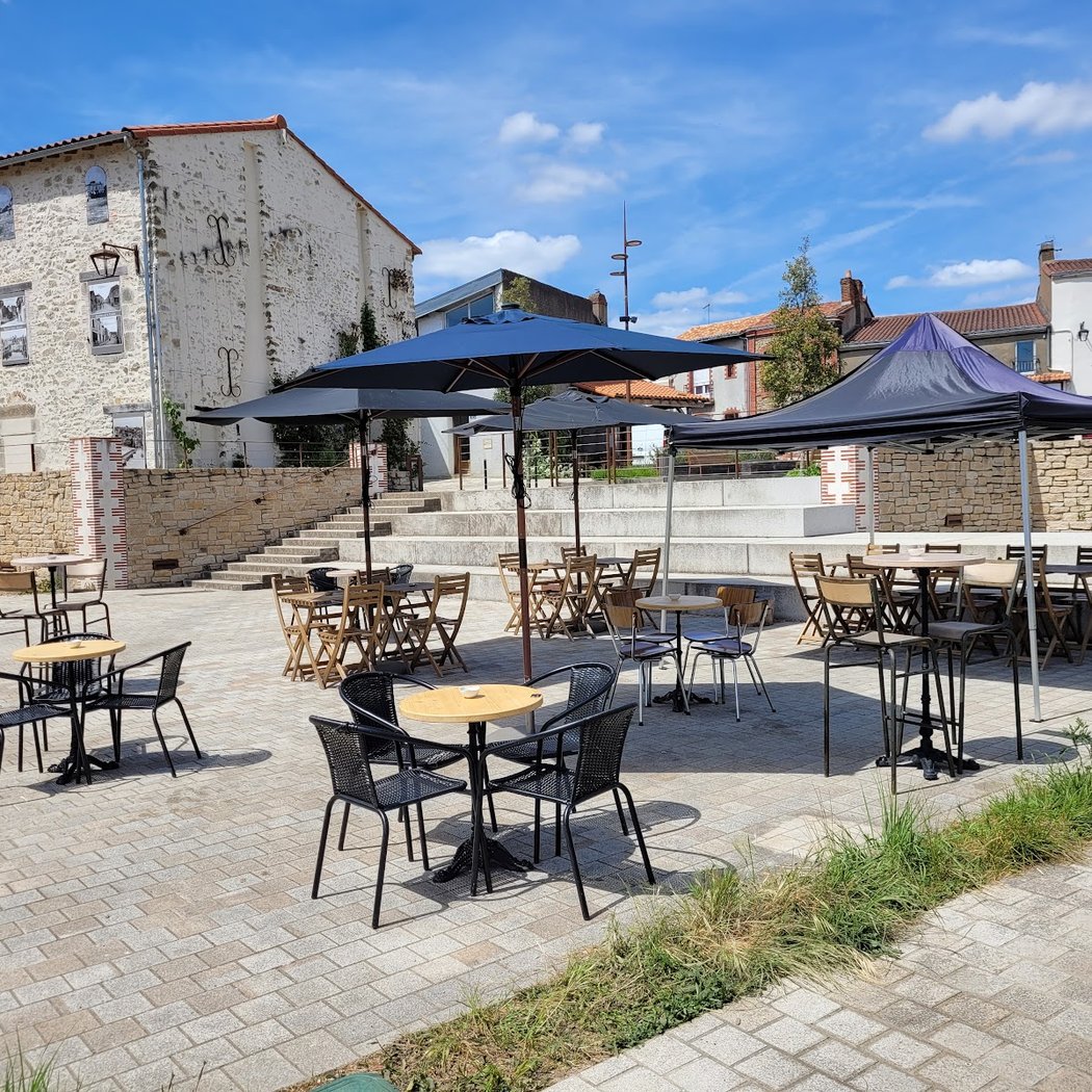 CAVE ET BAR A VINS NATURELS - GRANIT 2