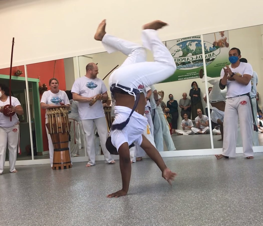 ABADÁ-Capoeira Marin 1