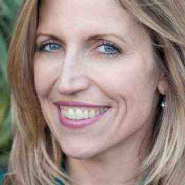 Laurie Kilmartin Concert