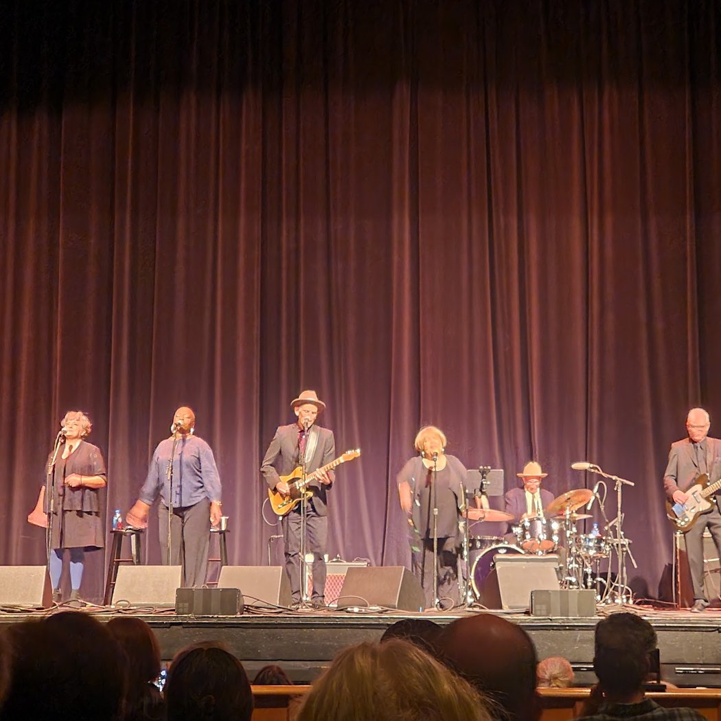 Cahn Auditorium 3