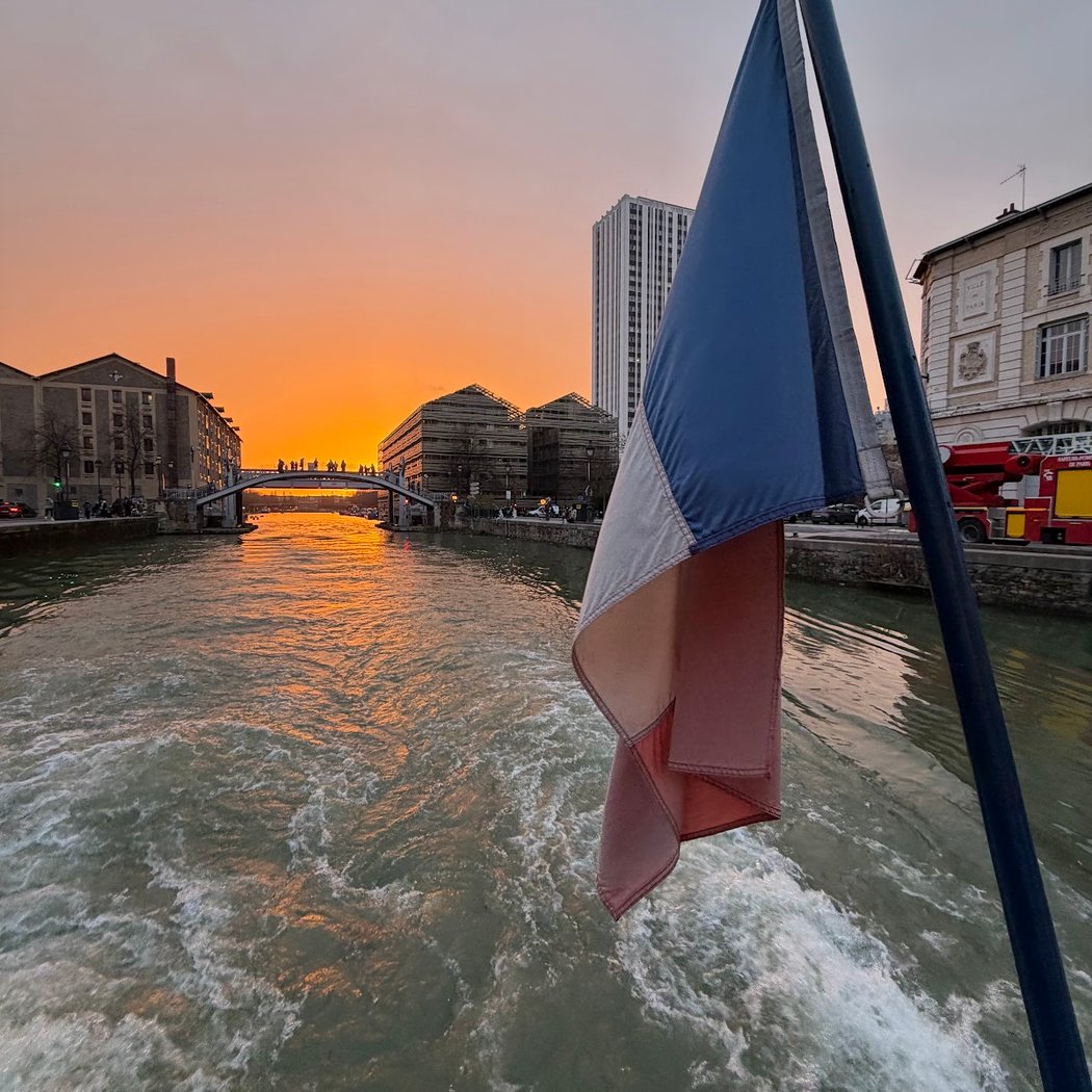 Paris Canal - Port Solférino 3