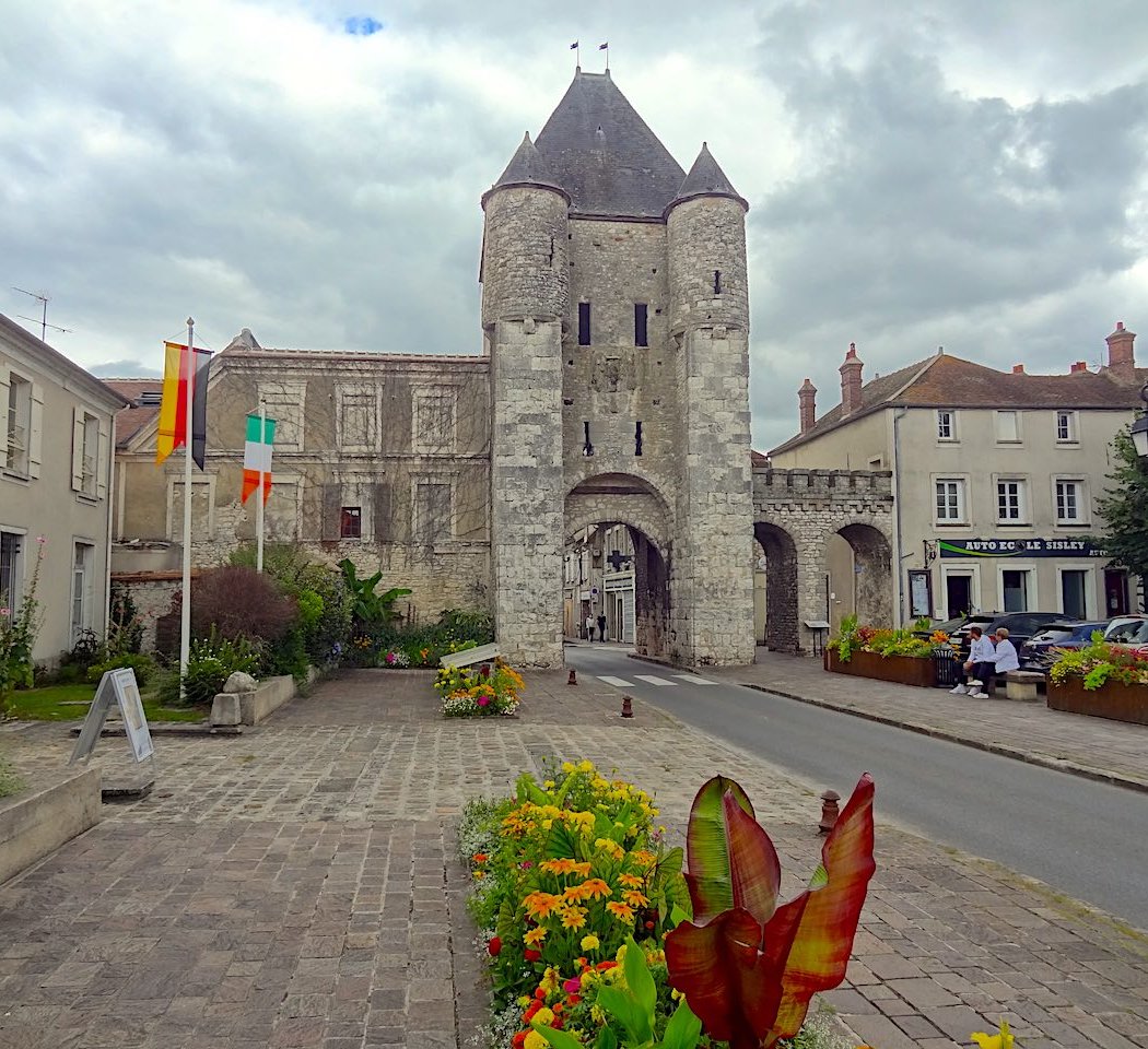 Porte de Samois, Moret-sur-Loing 1