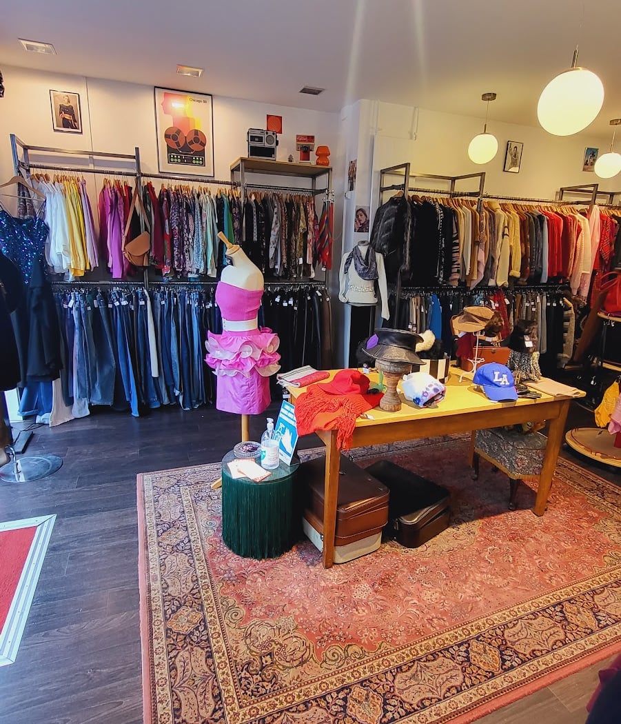 Shop Vintage 3