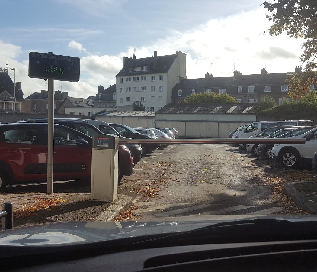 Parking Poulain-Corbion 1