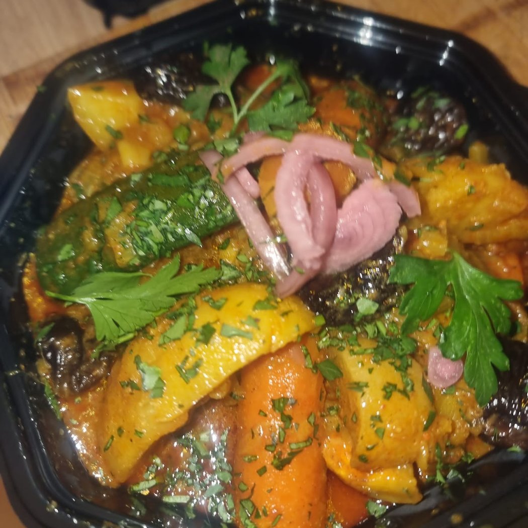 Chez Hamada vente de plat de cuisine marocaine à emporté sur Vernou la celle 3