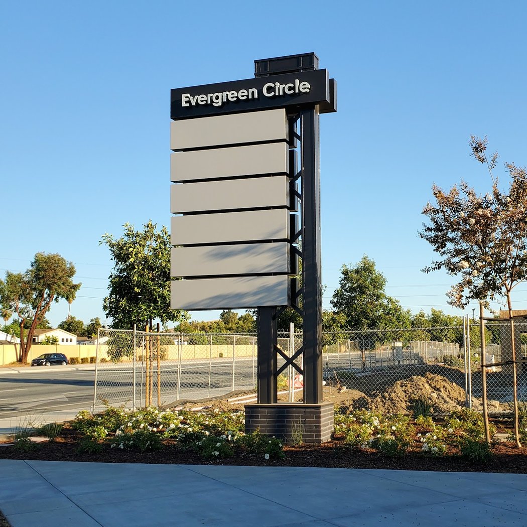 The Shops at Evergreen Circle 1