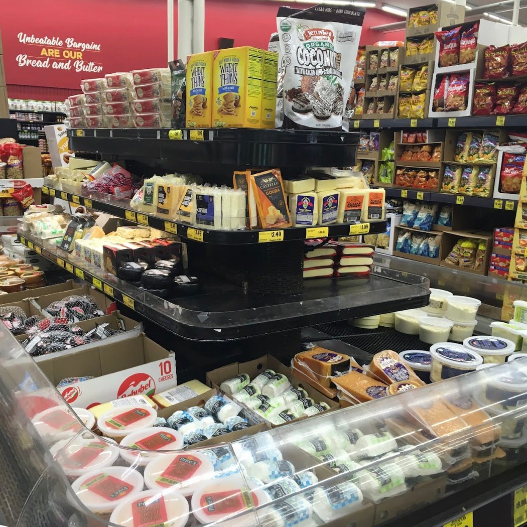 Grocery Outlet 3
