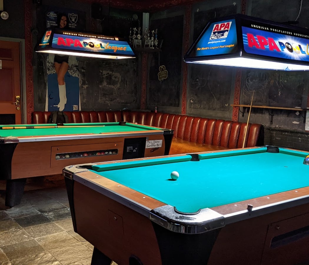 Parkway Lounge 1