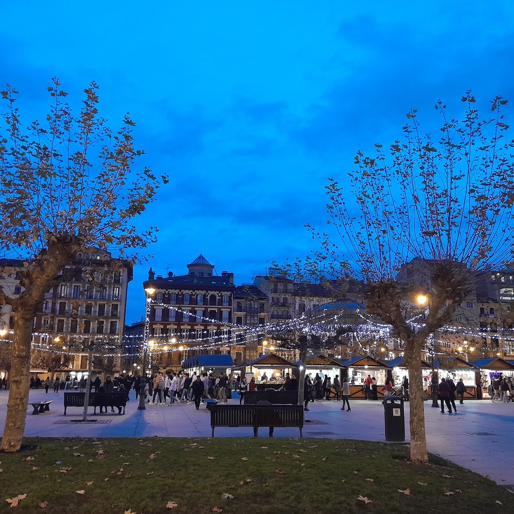 Plaza del Castillo 4