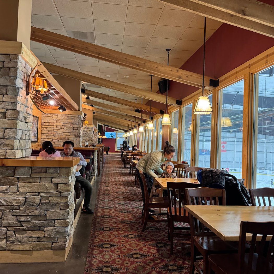 Stanley's Sports Bar 5