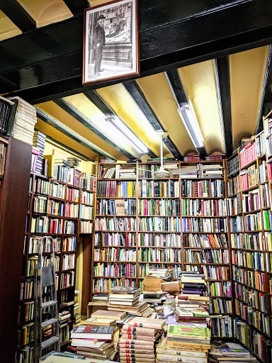 Librería Anticuaria Los Terceros 1