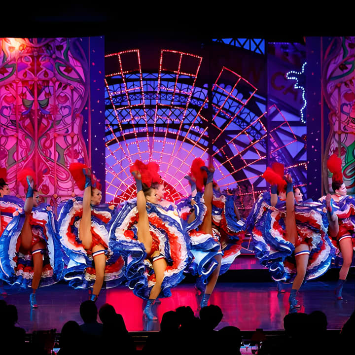 Spectacle Féerie au Moulin Rouge 1