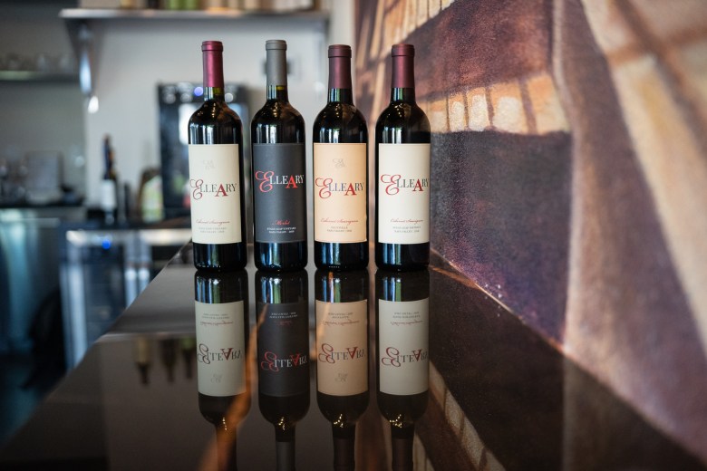 Elleary Wine Tasting Room 1