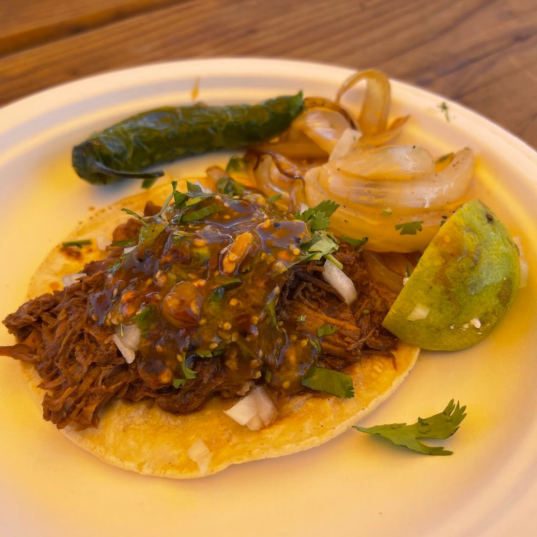 Lucha Sabina taco truck 1