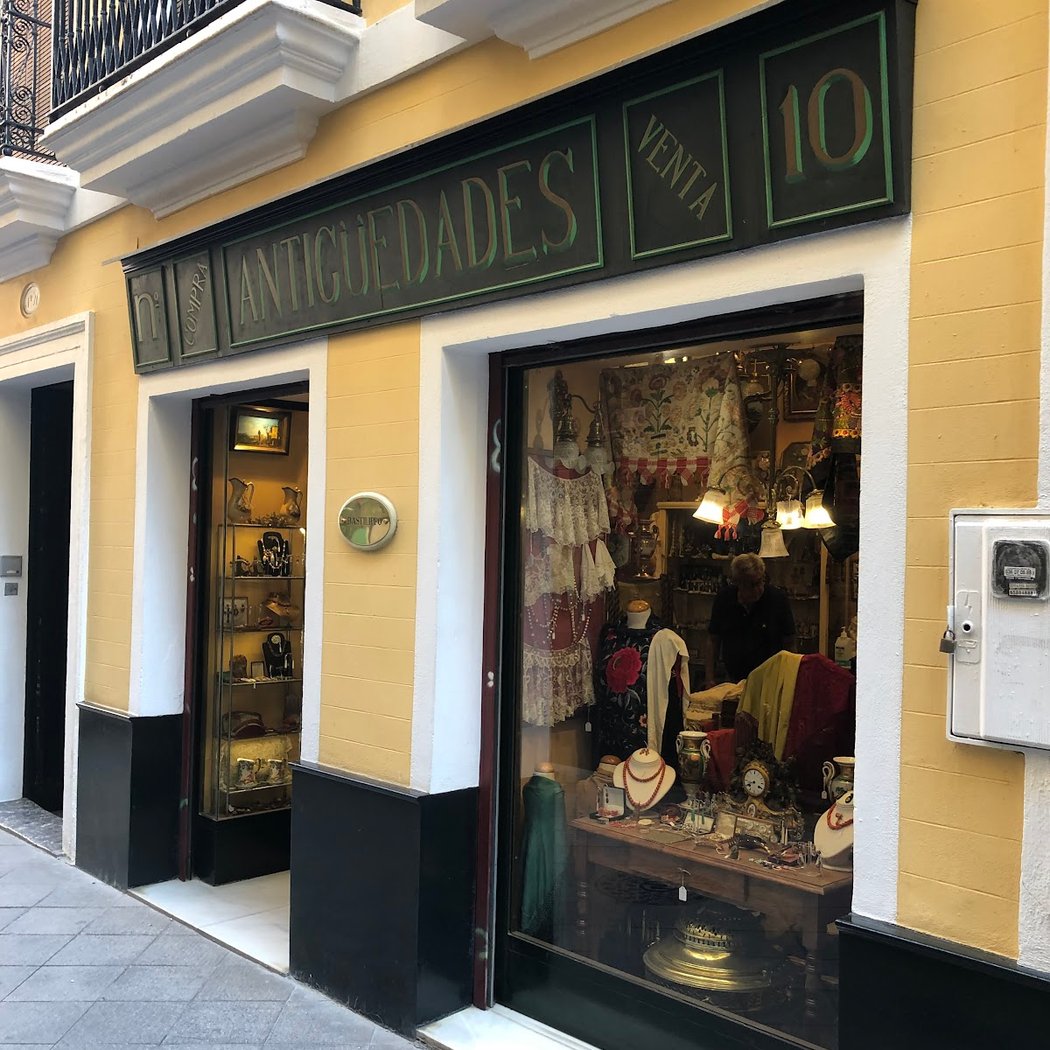 Antiguedades Bastilippo 2
