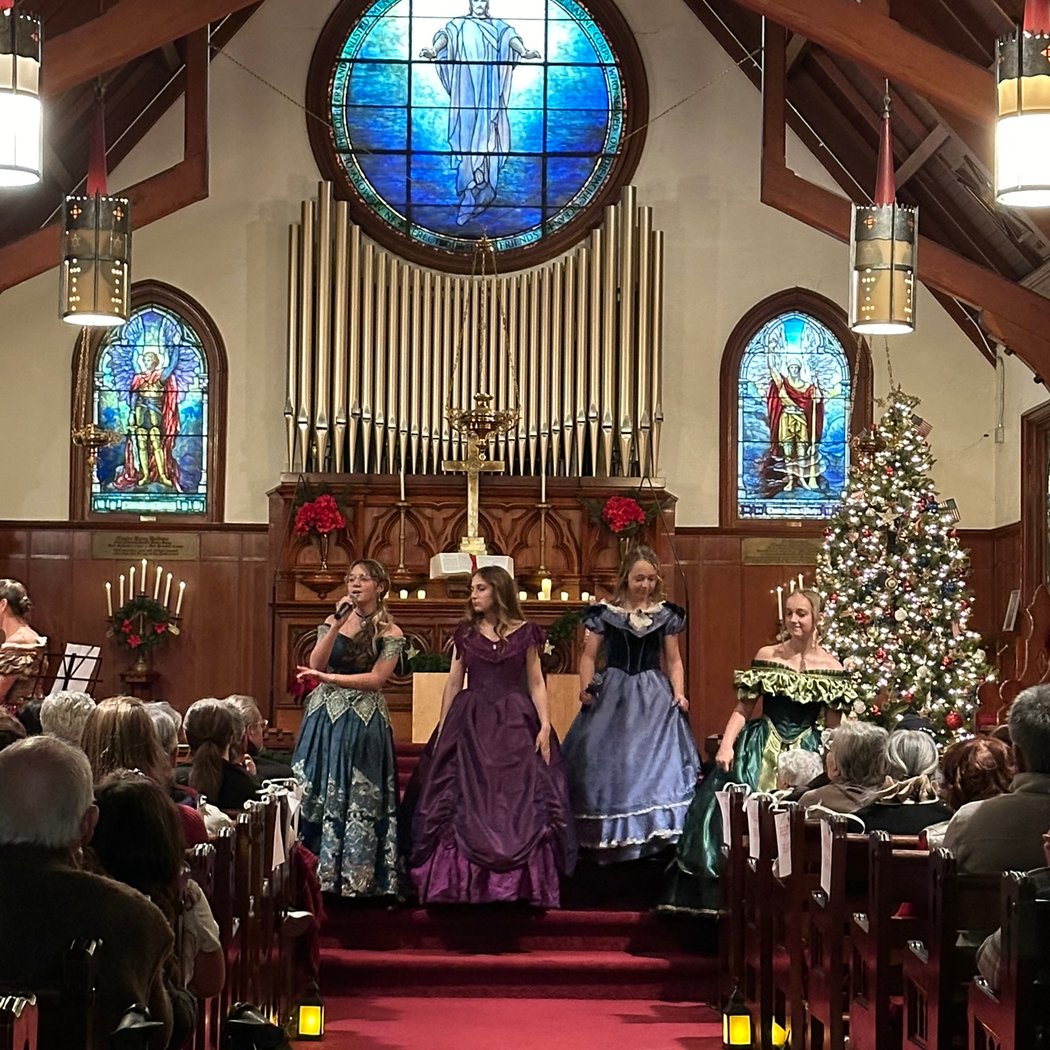 Voena Holiday Concert 1