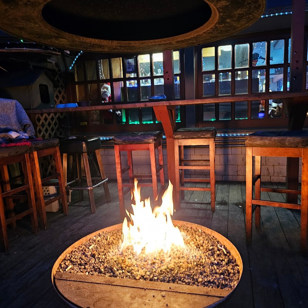 Willowbrook Ale House 1