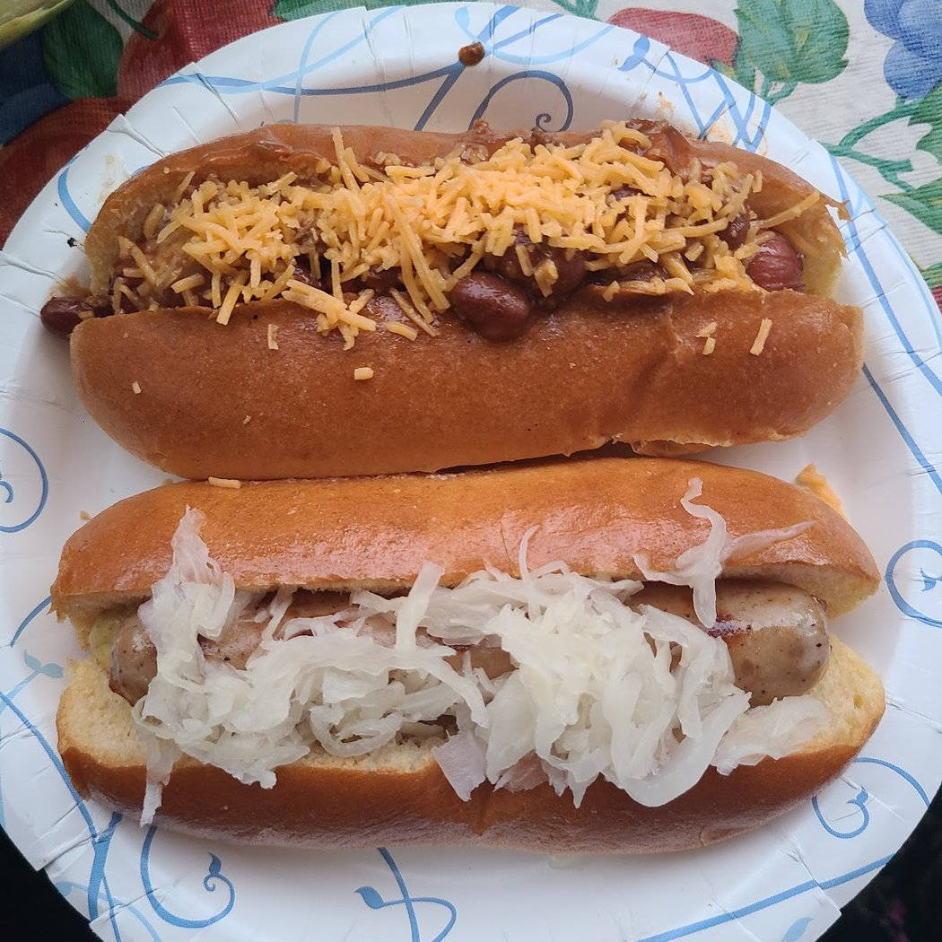 Hot Dog Cinema 1