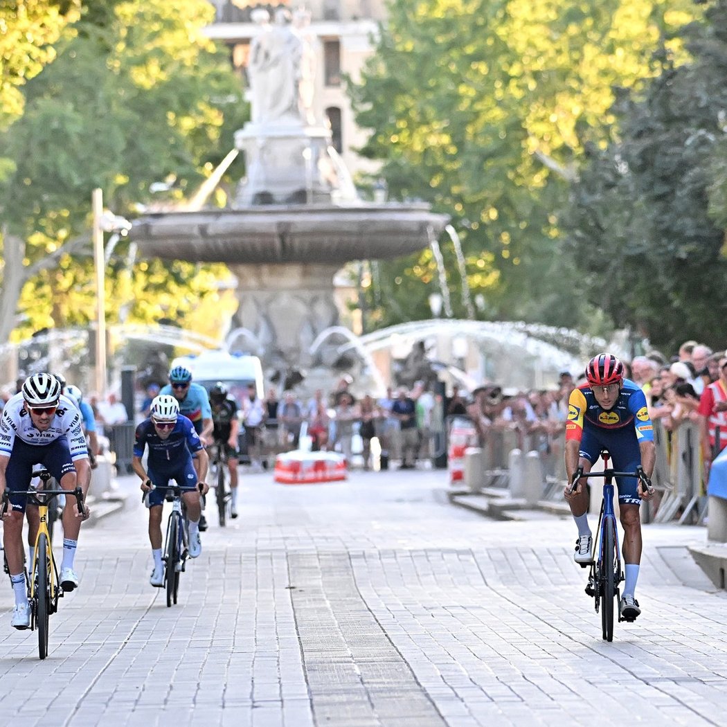 La Ronde internationale cycliste 1